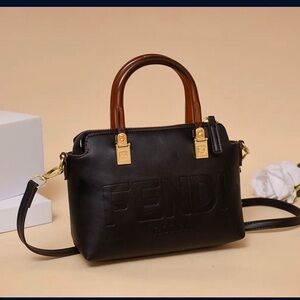 New Women’s black leather handbag